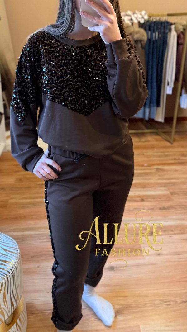 A5437968-369A-4378-B3A4-6D359BE87E18